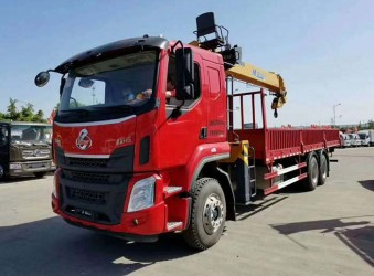 柳汽乘龍隨車吊價(jià)格多少錢？哪里有賣的？