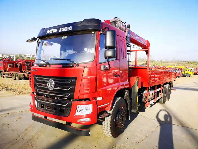 東風華神后八輪F5隨車吊