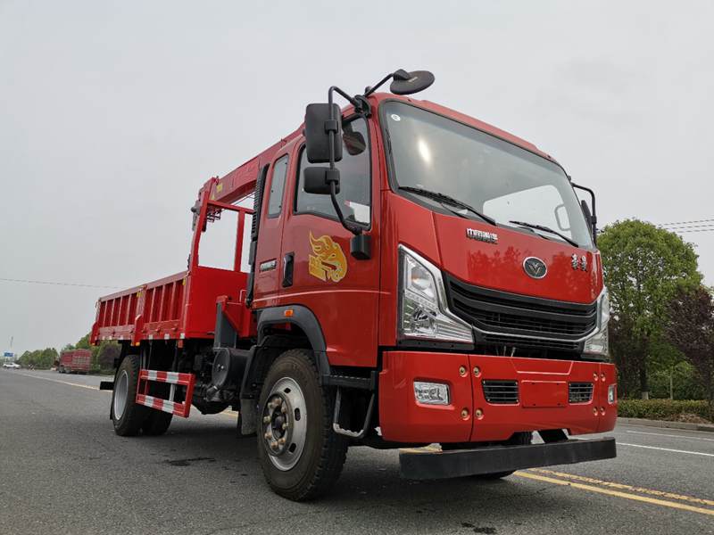 重汽豪曼隨車吊（廂長4.2米）